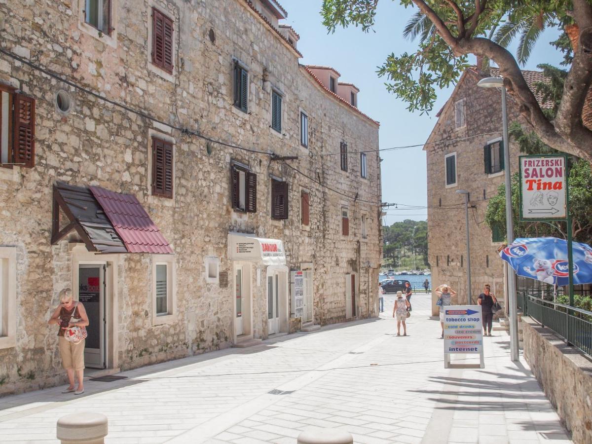 Lanterna * Makarska