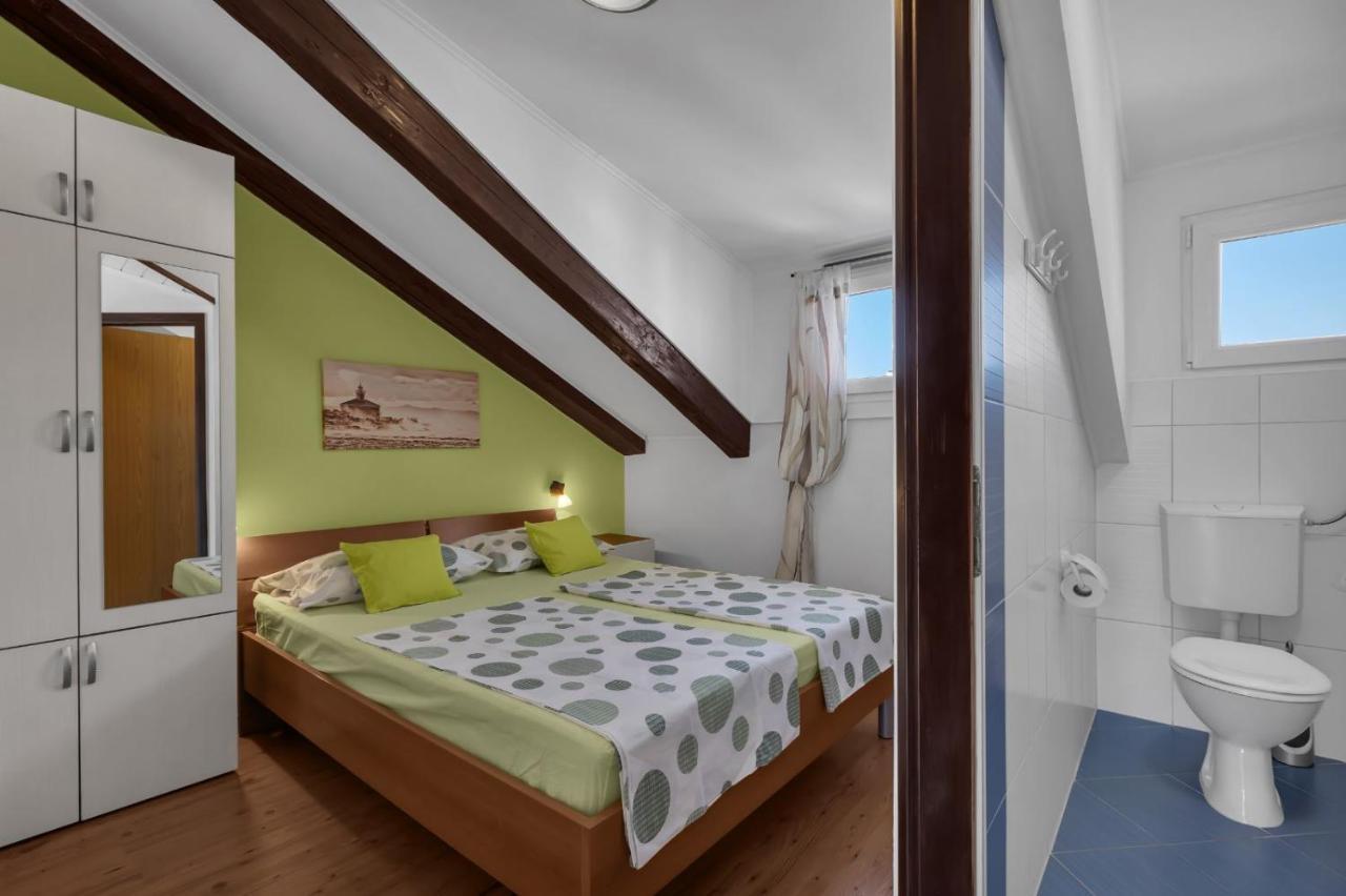 Lanterna Apartment *